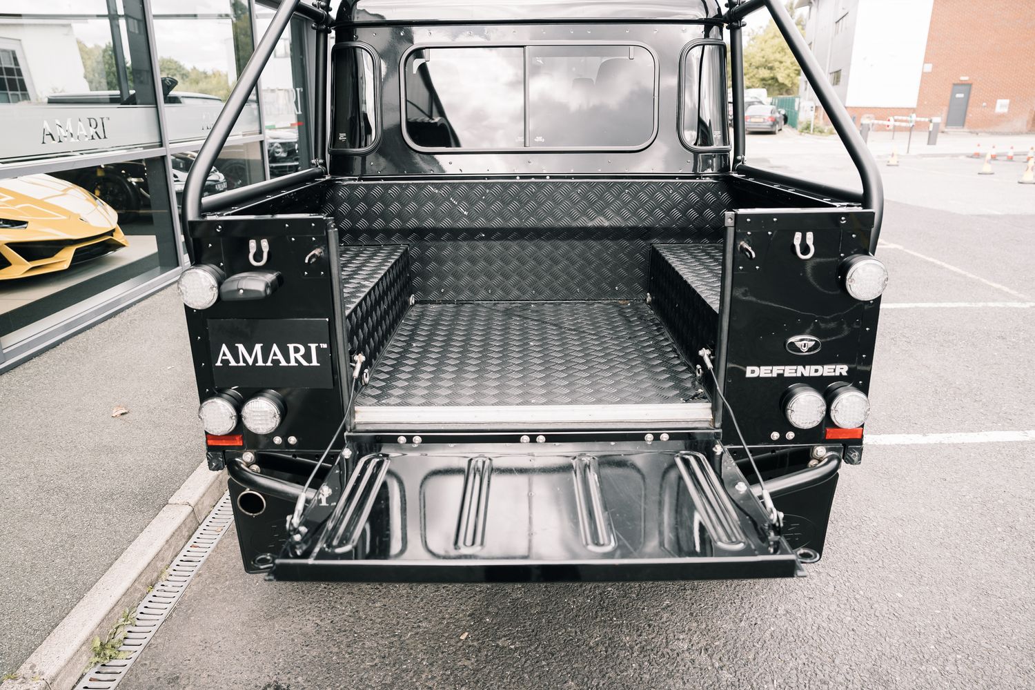 Land Rover Defender 110 XS TD County Double Cab TD XS DCB