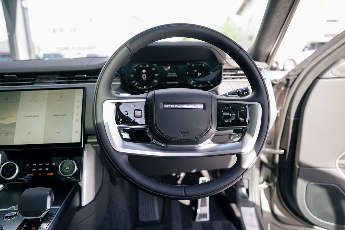 Land Rover Range Rover D300 HSE HSE MHEV Auto