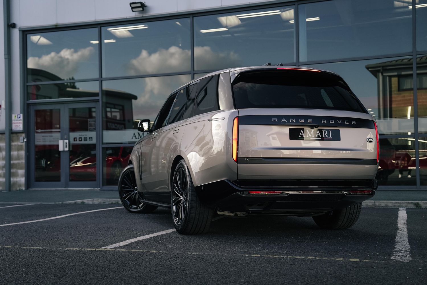 Land Rover Range Rover D300 HSE HSE MHEV Auto