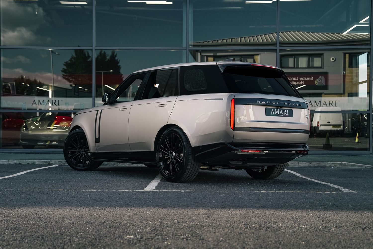 Land Rover Range Rover D300 HSE HSE MHEV Auto
