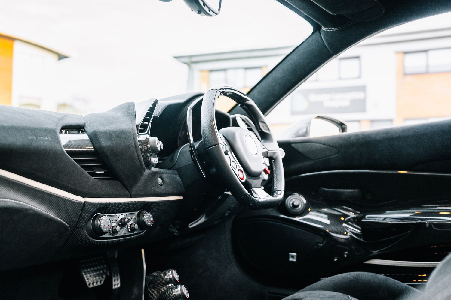 Ferrari 488 Pista