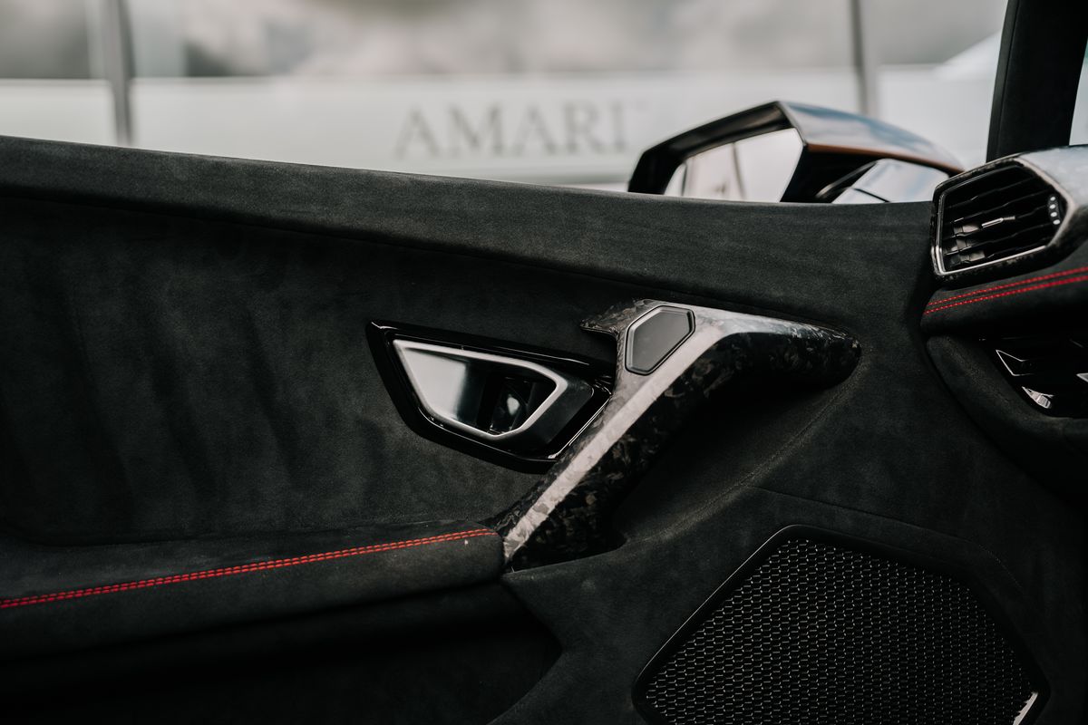 Lamborghini Huracan Performante LP640-4