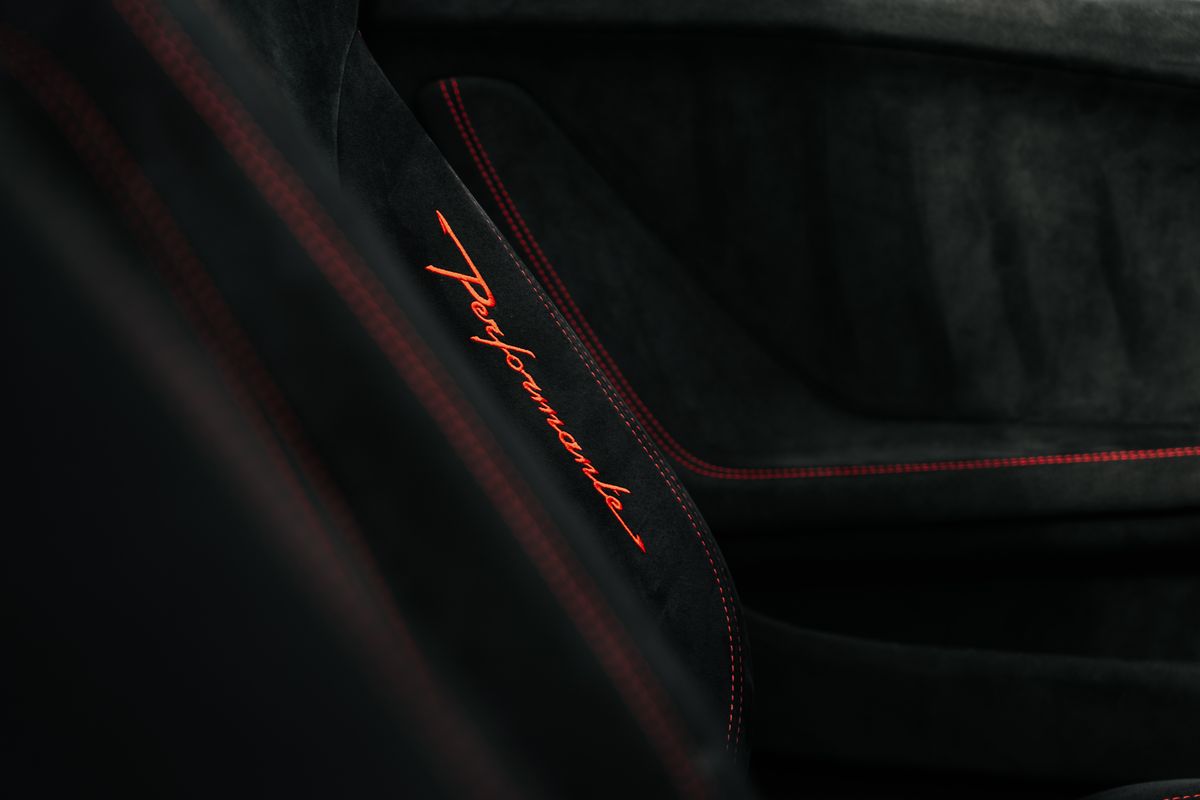 Lamborghini Huracan Performante LP640-4