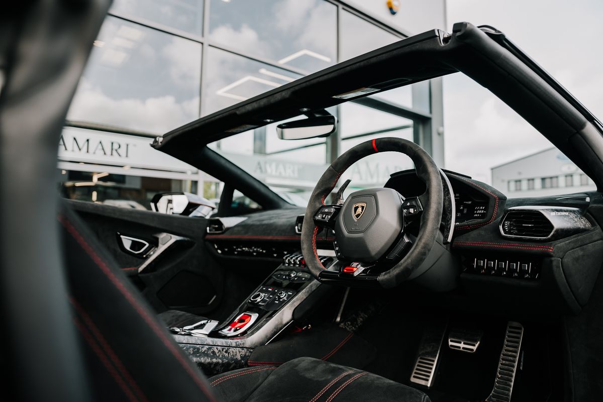 Lamborghini Huracan Performante LP640-4