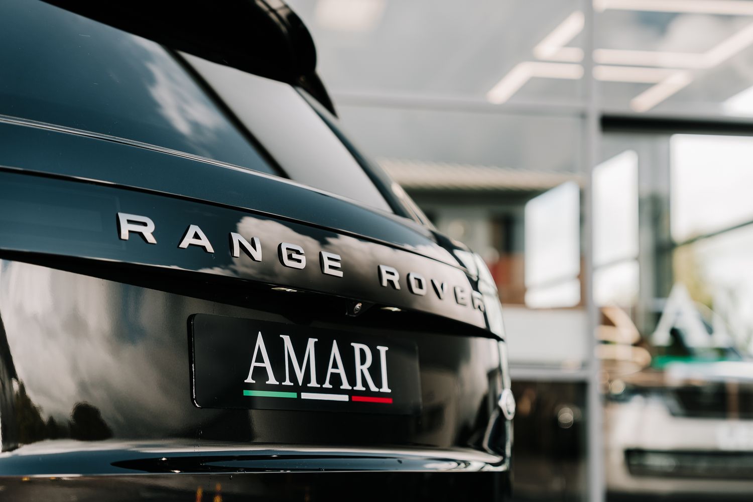 Land Rover Range Rover First Edition P530 AWD