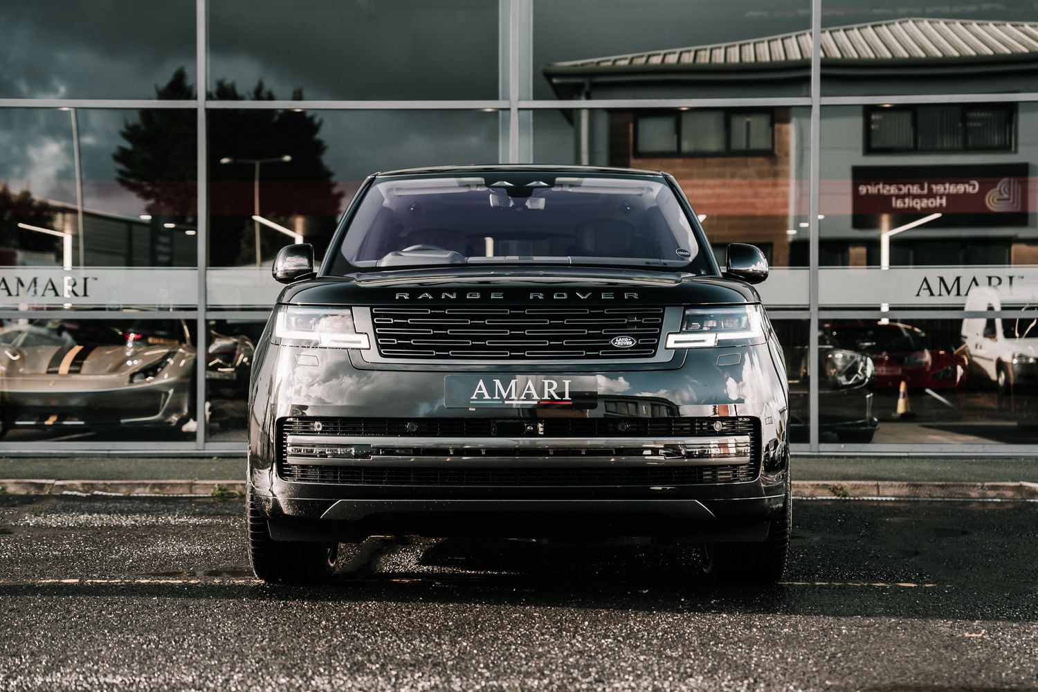 Land Rover Range Rover First Edition P530 AWD