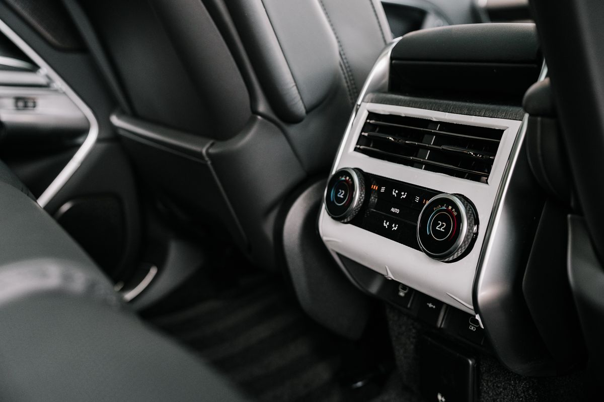 Land Rover Range Rover First Edition P530 AWD