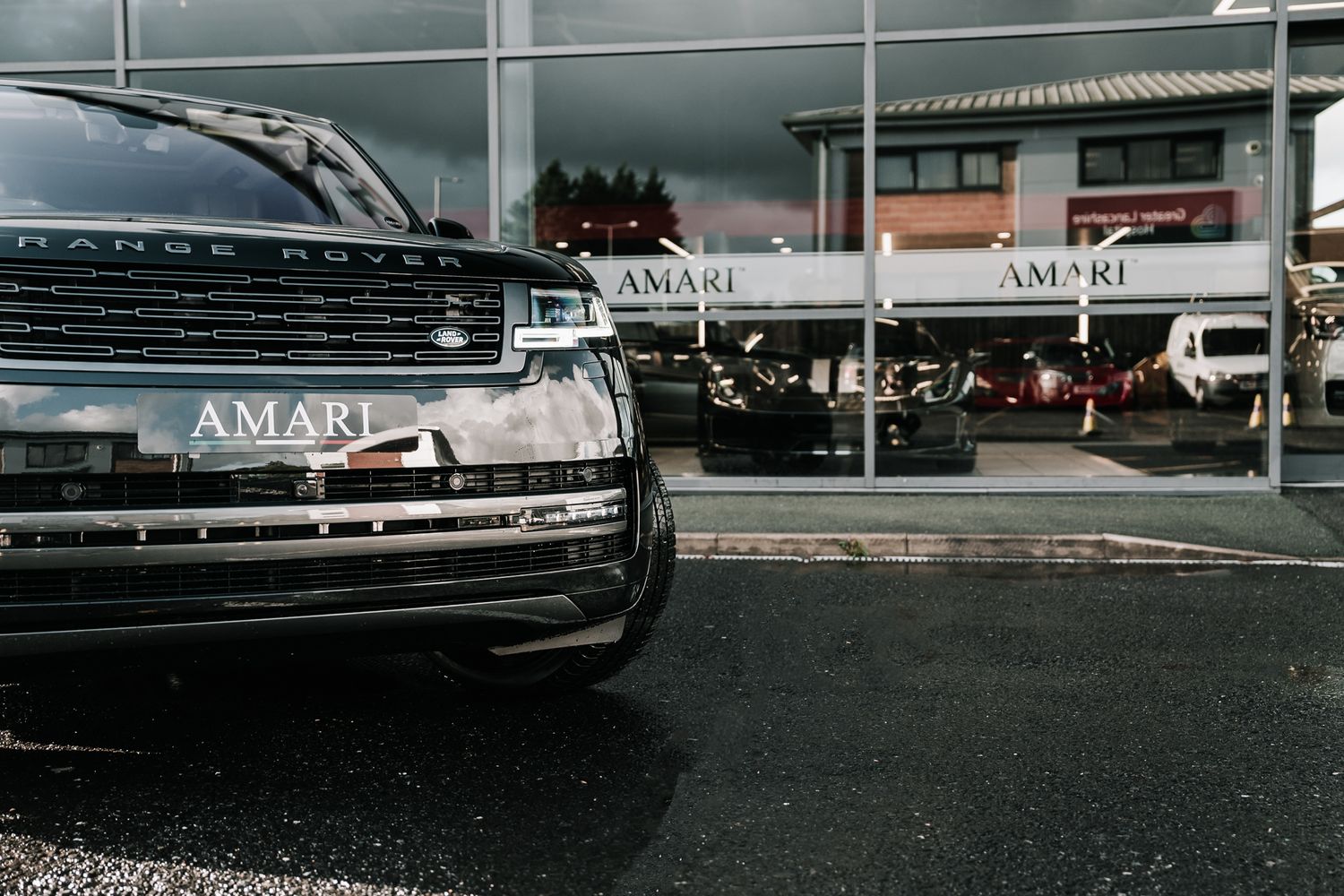 Land Rover Range Rover First Edition P530 AWD