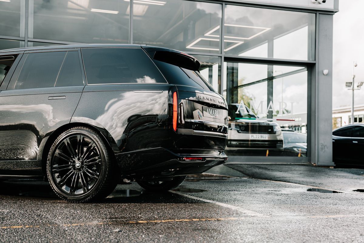 Land Rover Range Rover First Edition P530 AWD