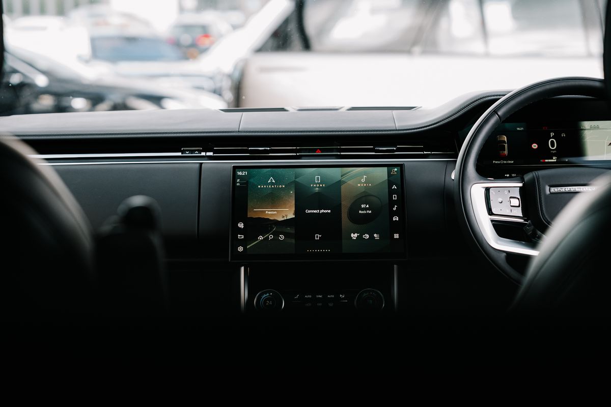 Land Rover Range Rover First Edition P530 AWD