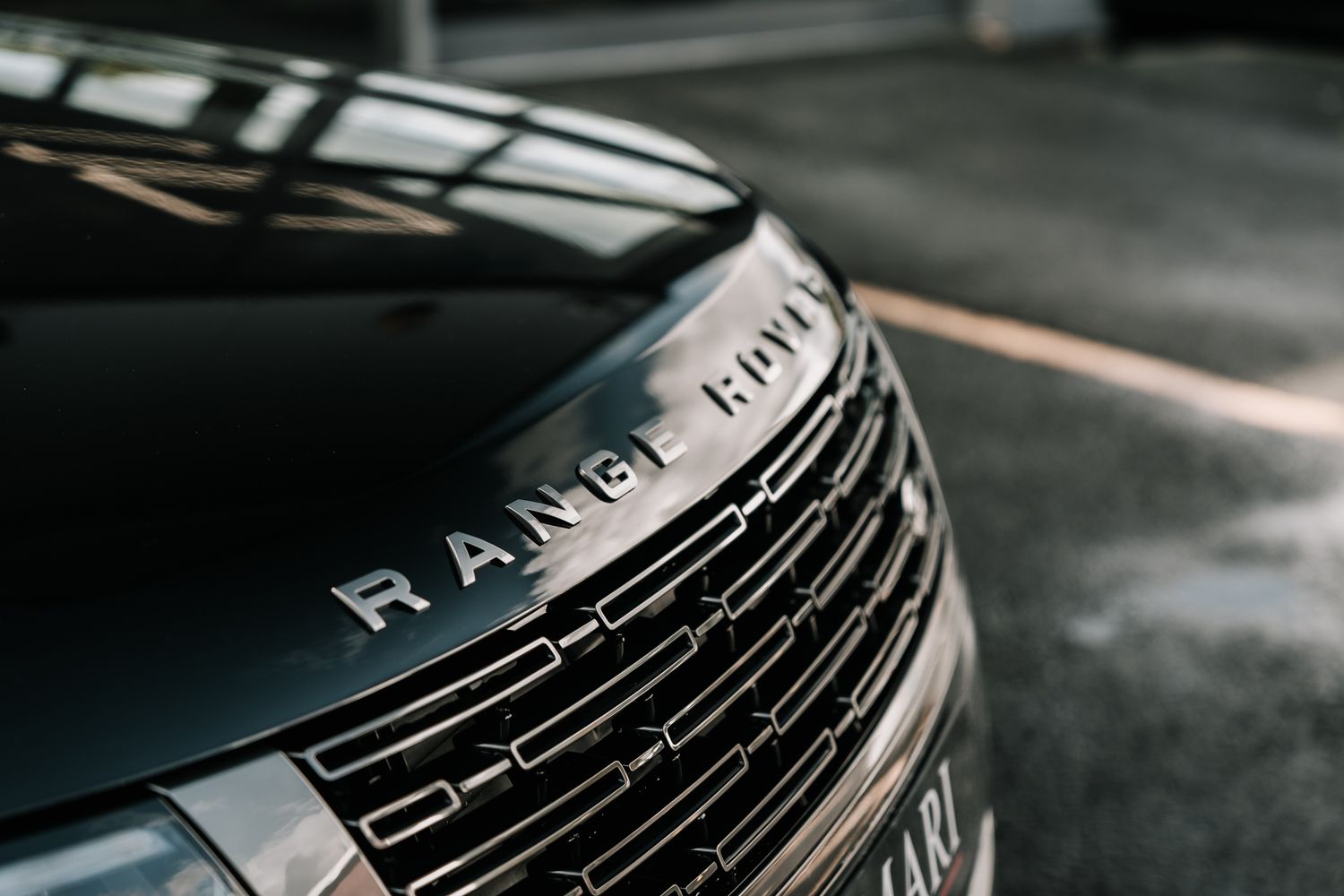 Land Rover Range Rover First Edition P530 AWD