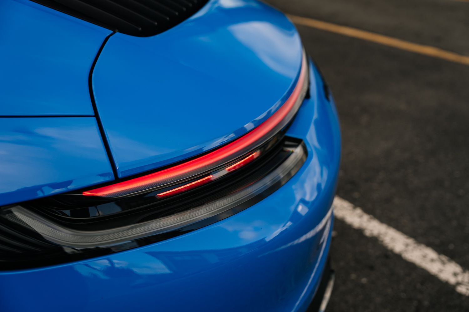Porsche 911 992 Targa 4 GTS PDK
