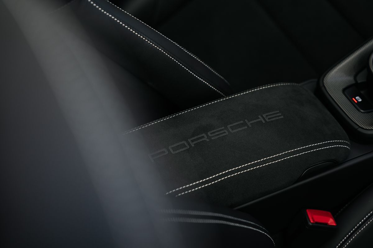 Porsche 911 992 Targa 4 GTS PDK
