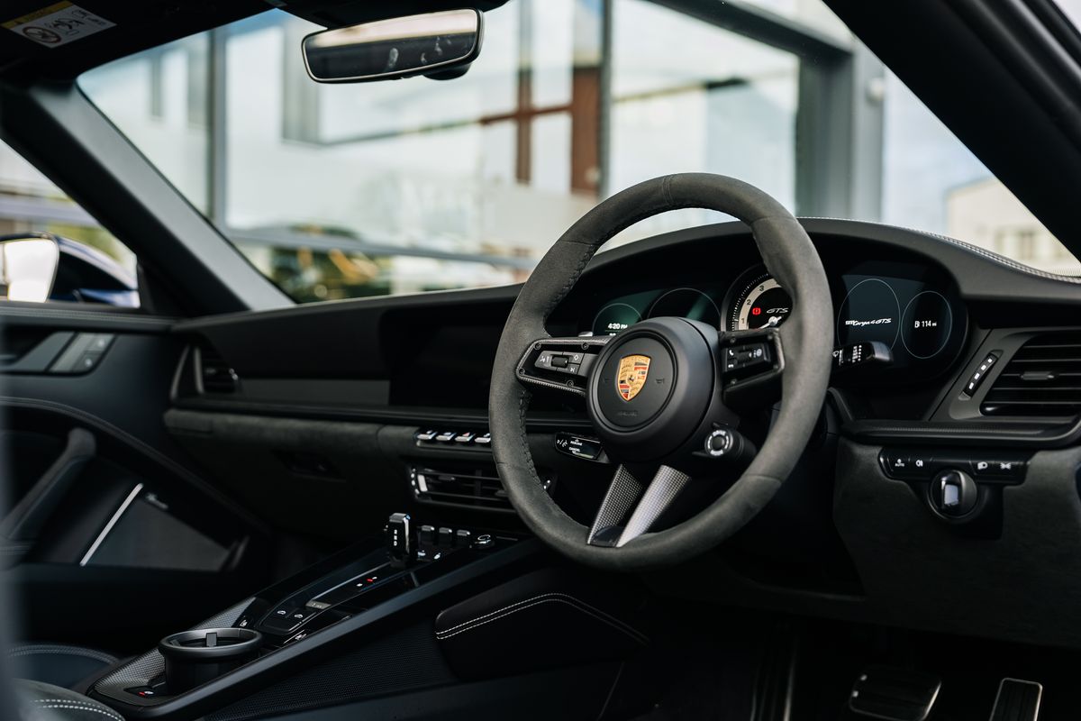 Porsche 911 992 Targa 4 GTS PDK
