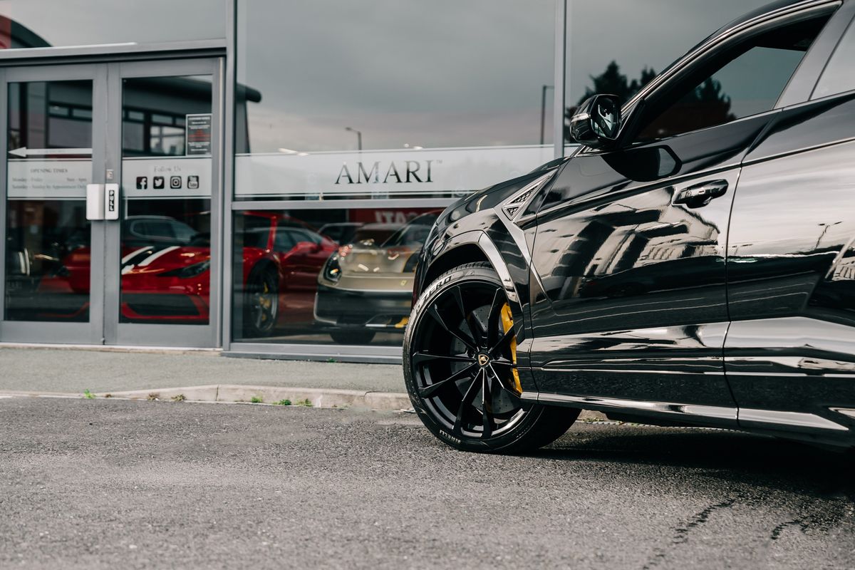 Lamborghini Urus V8 Auto