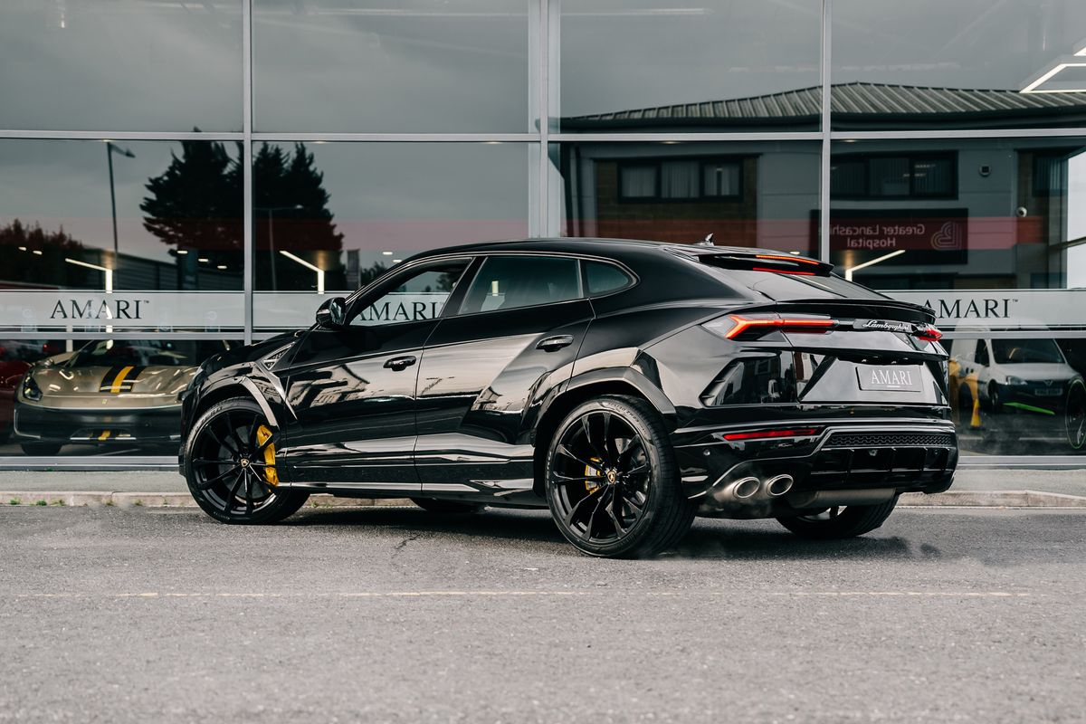 Lamborghini Urus V8 Auto
