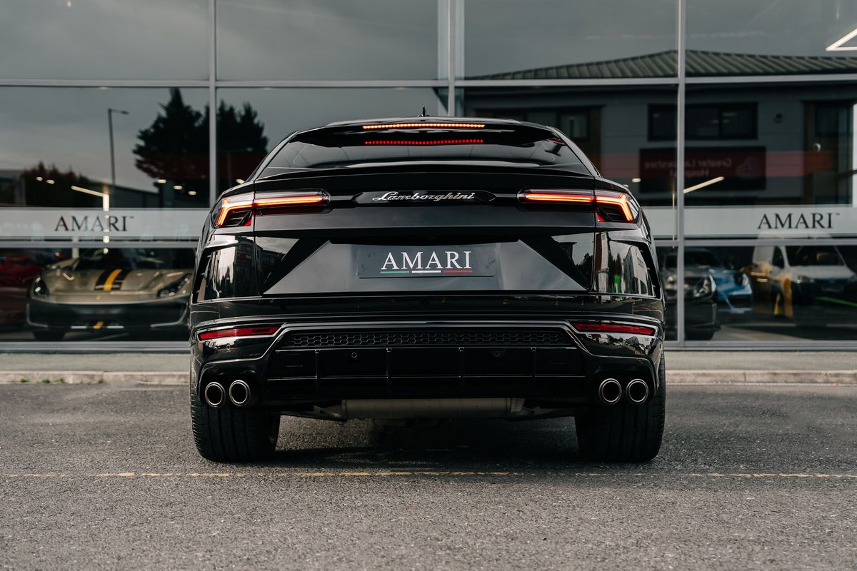 Lamborghini Urus V8 Auto