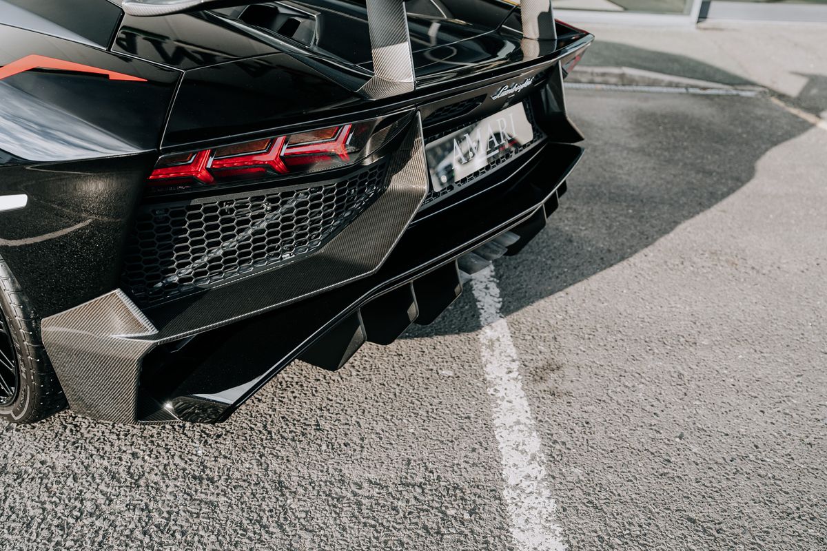 Lamborghini Aventador SV Roadster LP 750-4