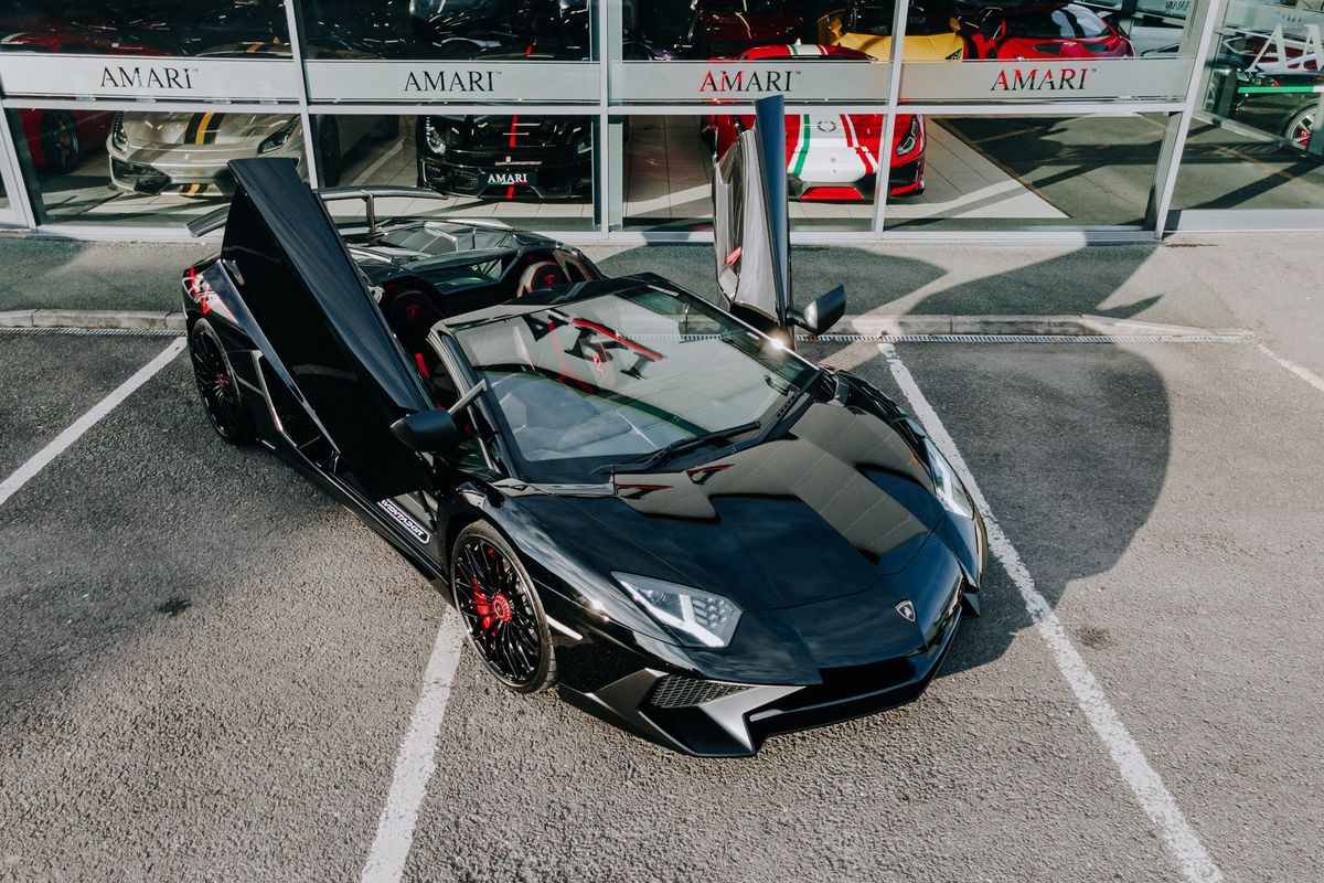 Lamborghini Aventador SV Roadster LP 750-4
