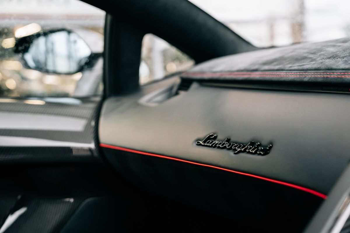 Lamborghini Aventador SV Roadster LP 750-4