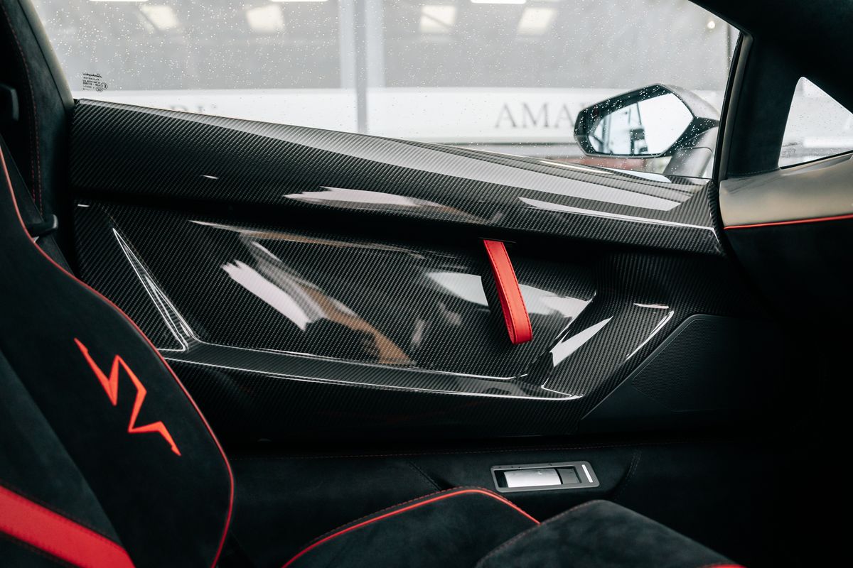 Lamborghini Aventador SV Roadster LP 750-4
