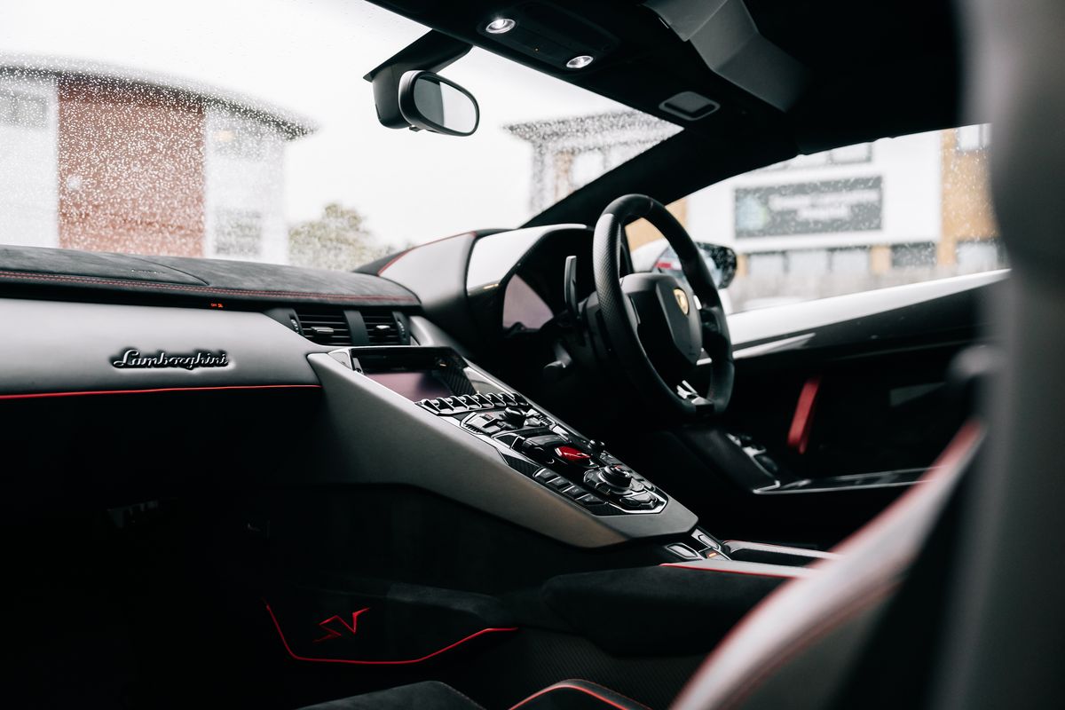 Lamborghini Aventador SV Roadster LP 750-4