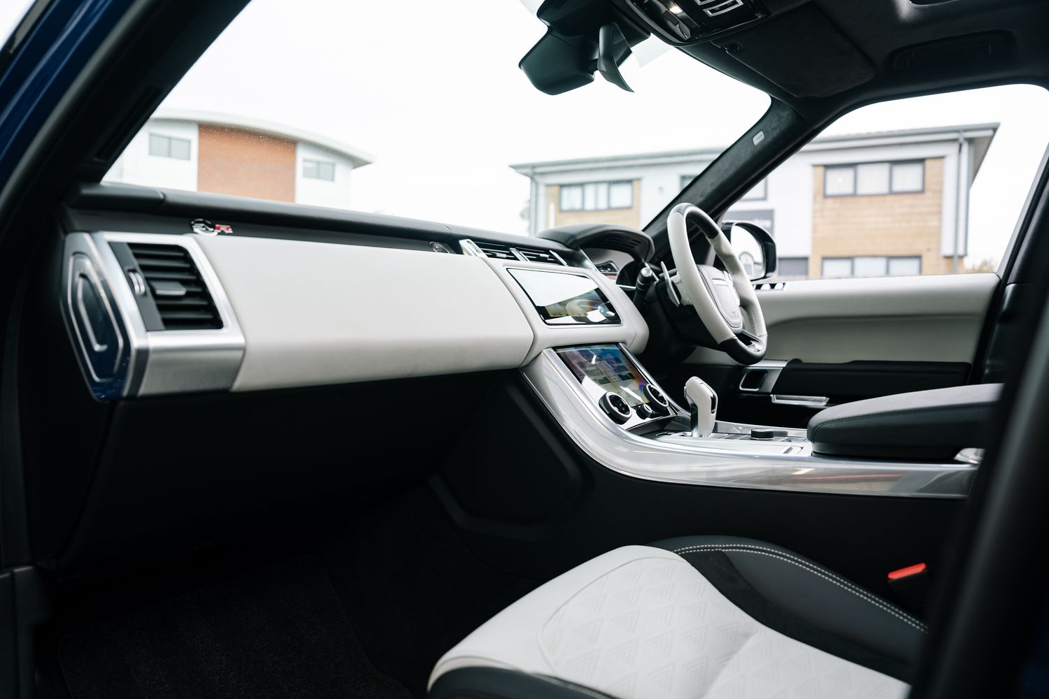 Land Rover Range Rover Sport SVR S/C Auto