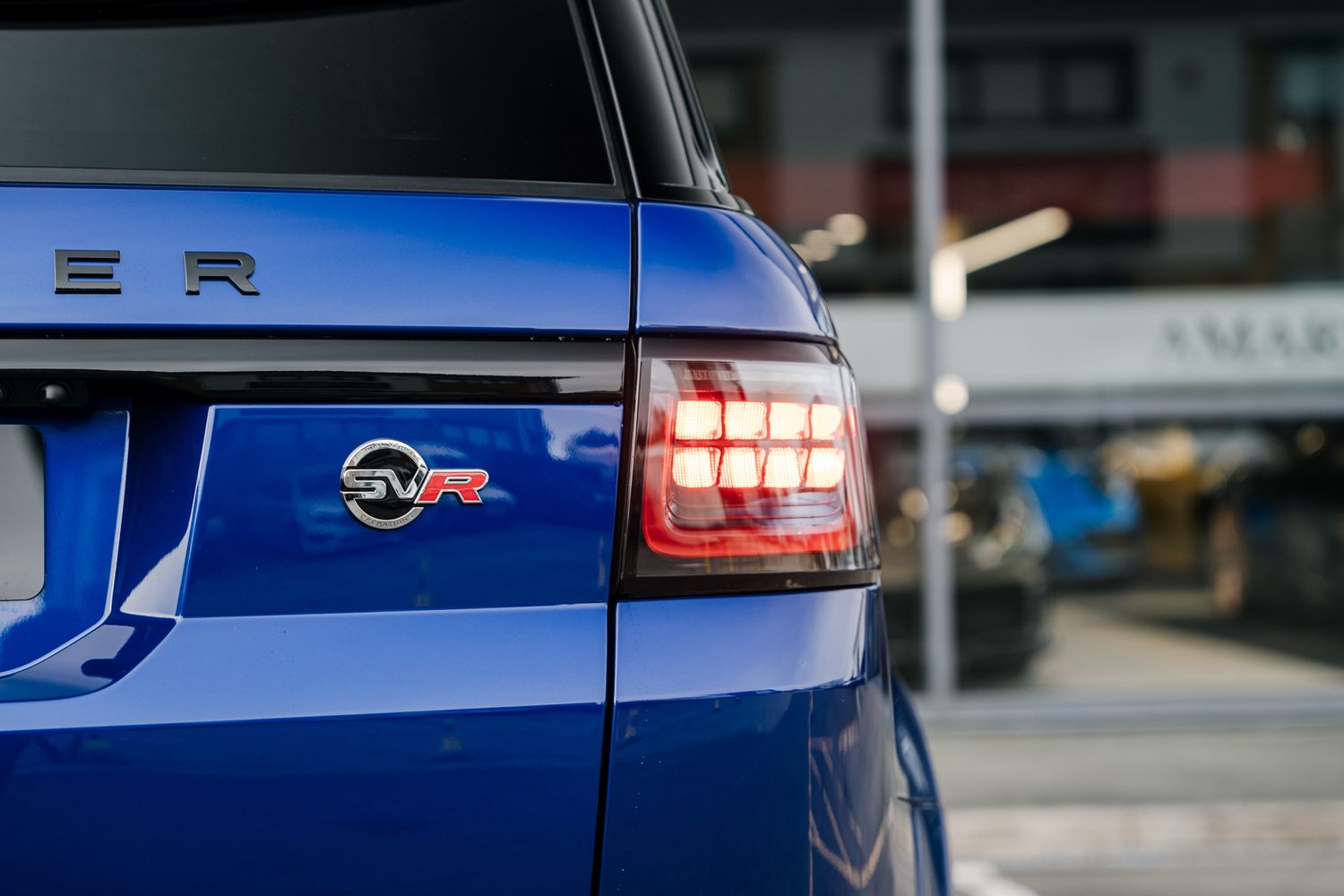 Land Rover Range Rover Sport SVR S/C Auto