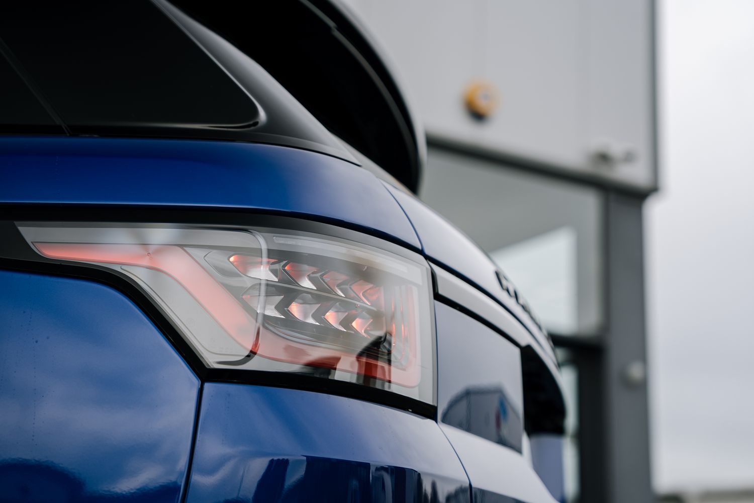 Land Rover Range Rover Sport SVR S/C Auto