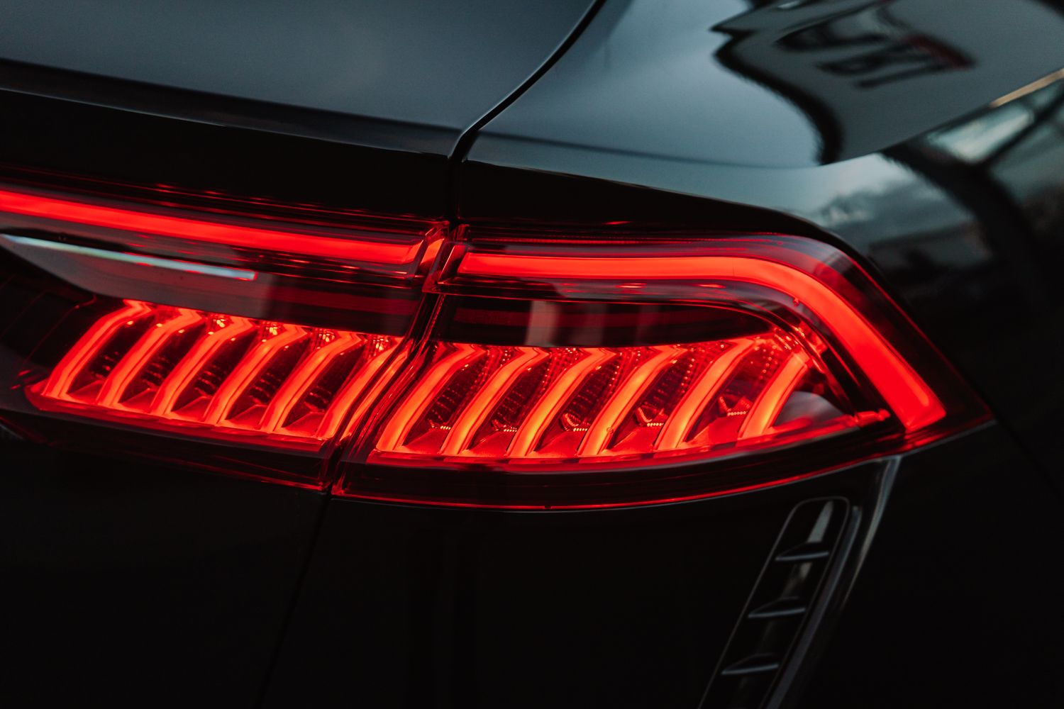 Audi RS Q8 Carbon Black TFSI MHEV Quattro Auto
