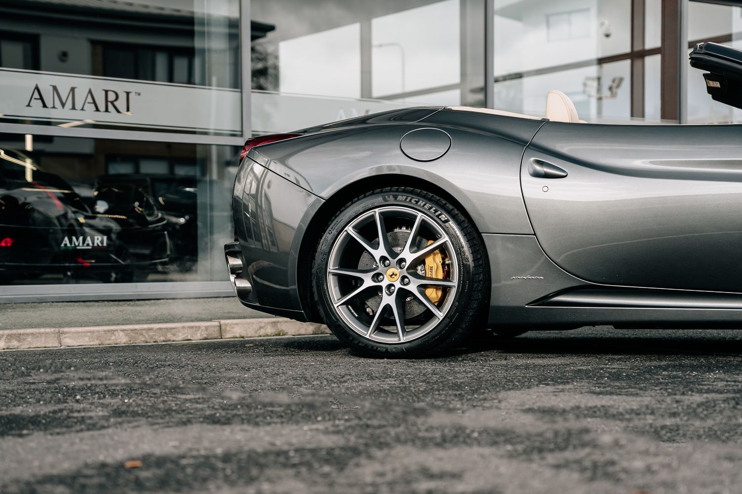 Ferrari California