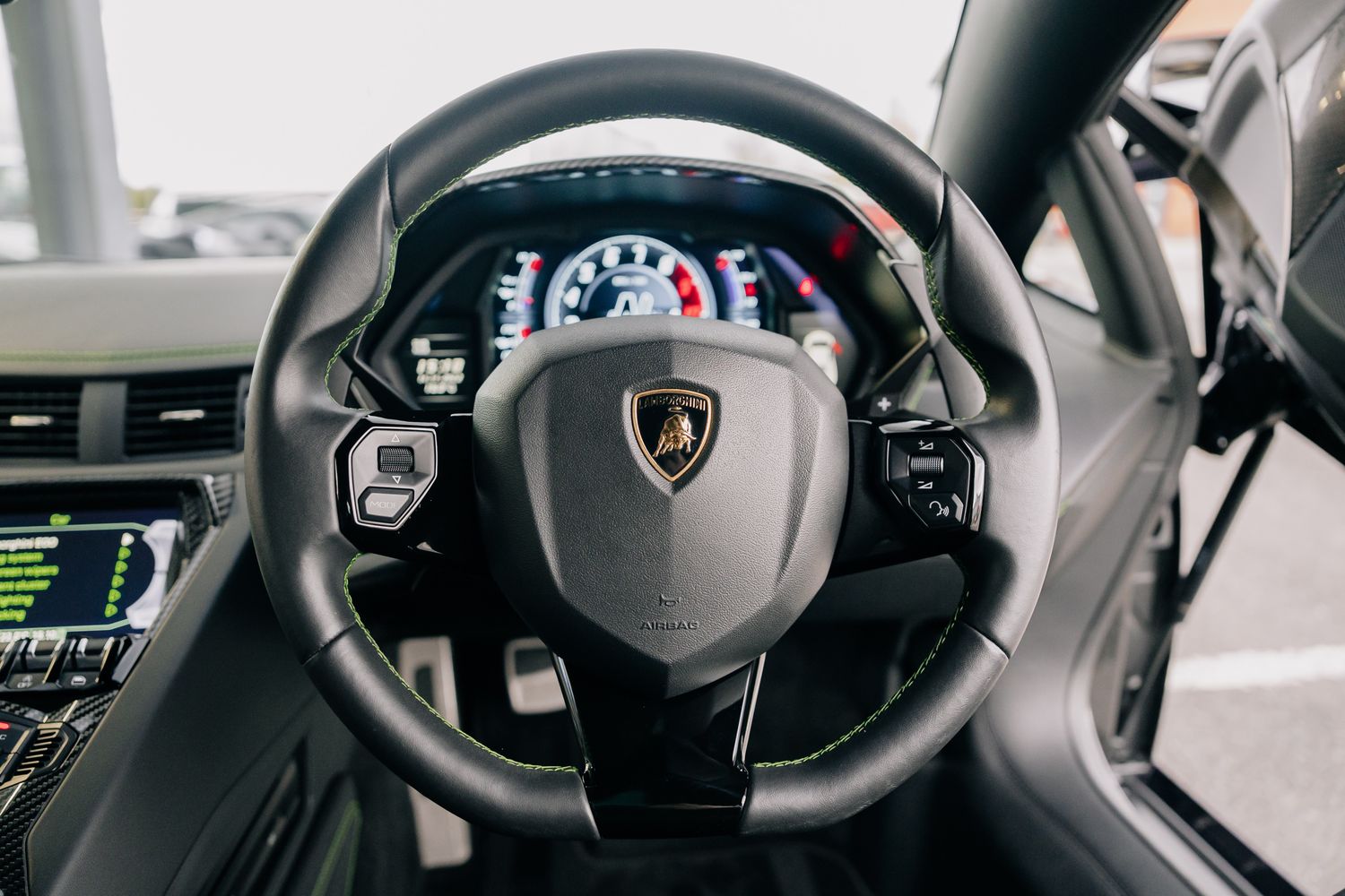 Lamborghini Aventador S LP 740-4 LP 740-4