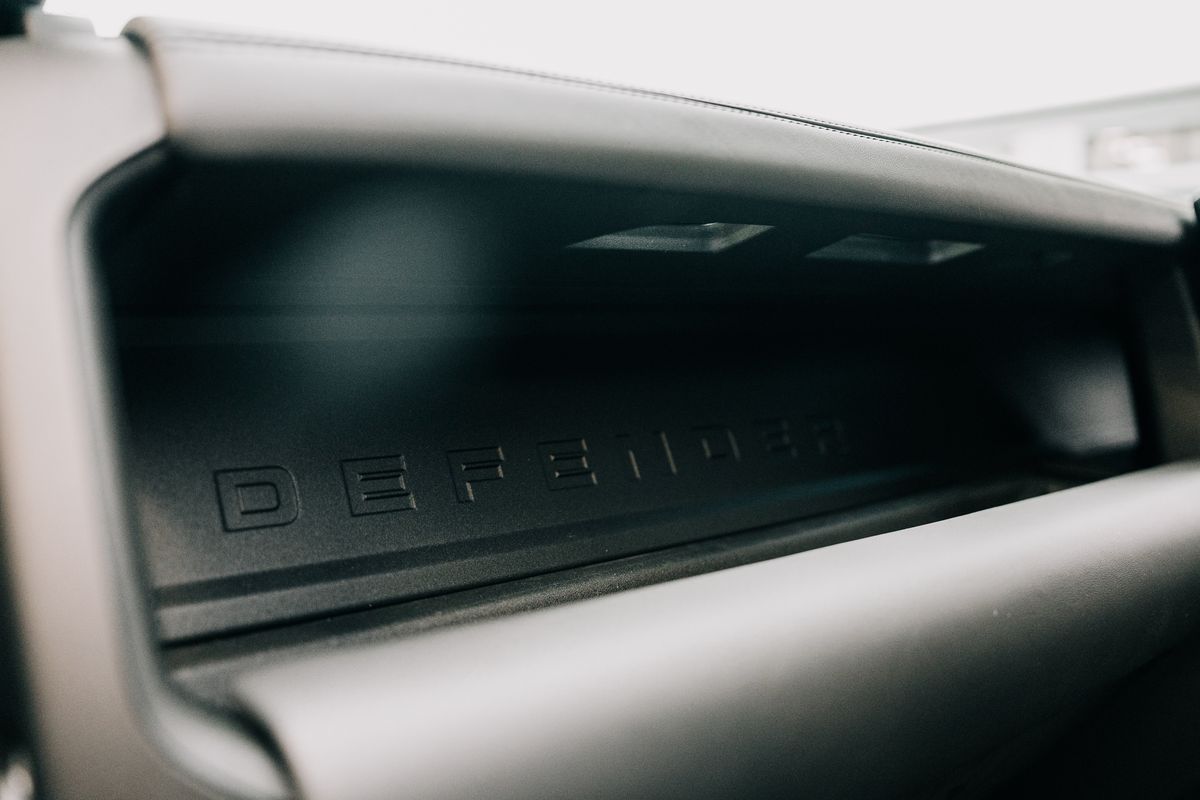 Land Rover Defender 110 V8 P525 Auto