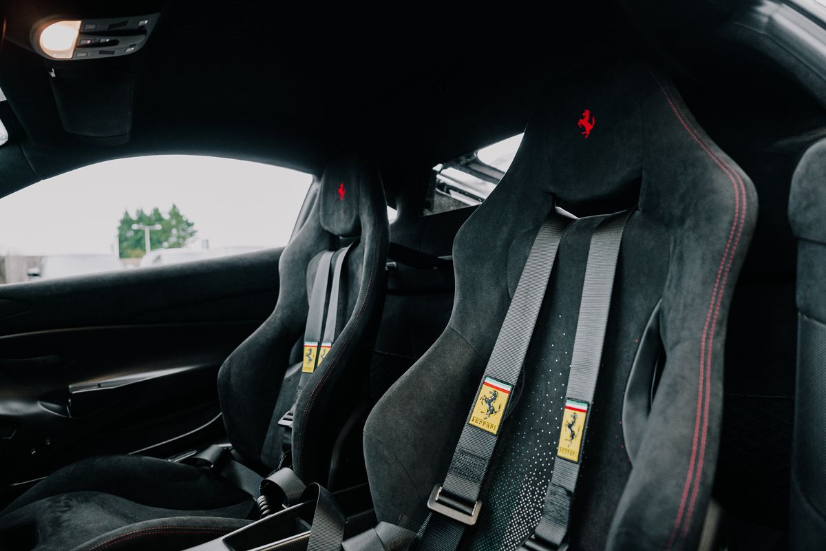 Ferrari 488 Pista Piloti
