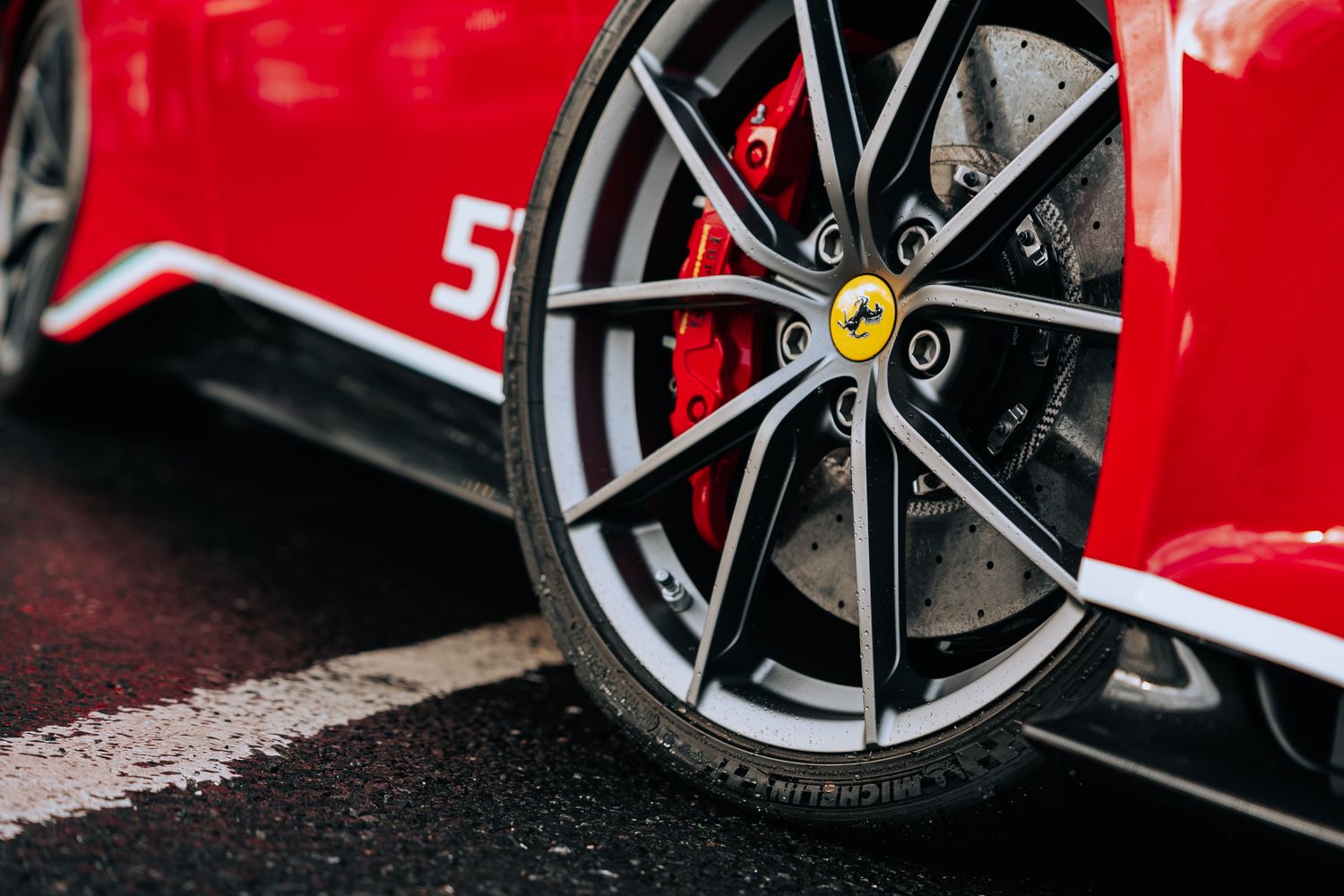 Ferrari 488 Pista Piloti