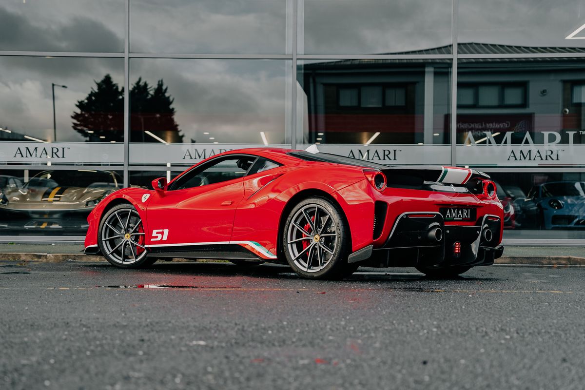 Ferrari 488 Pista Piloti