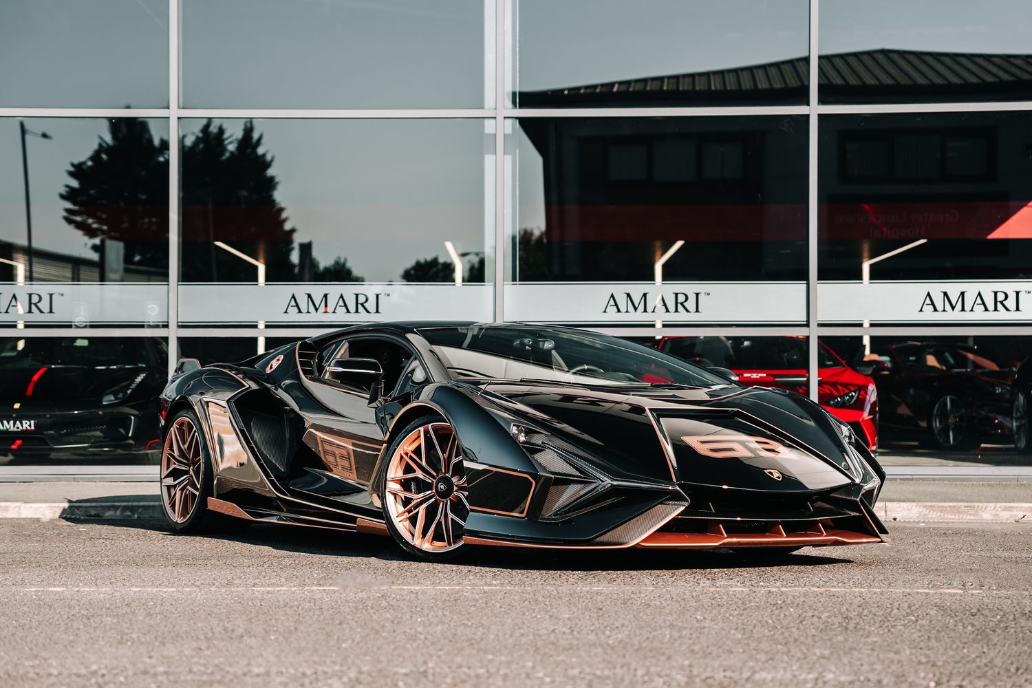 Lamborghini SIÁN FKP 37 MHEV S-A