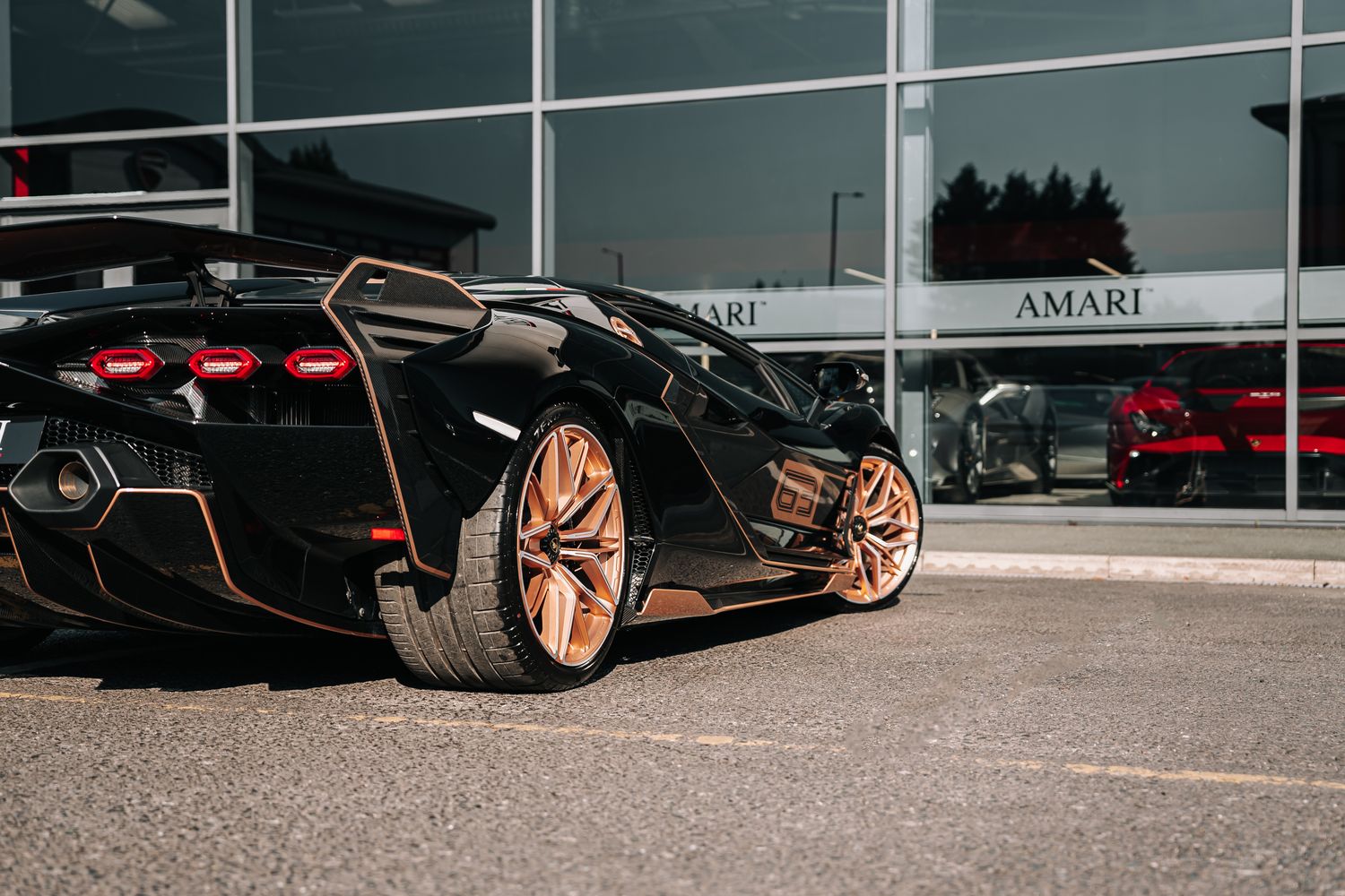 Lamborghini SIÁN FKP 37 MHEV S-A