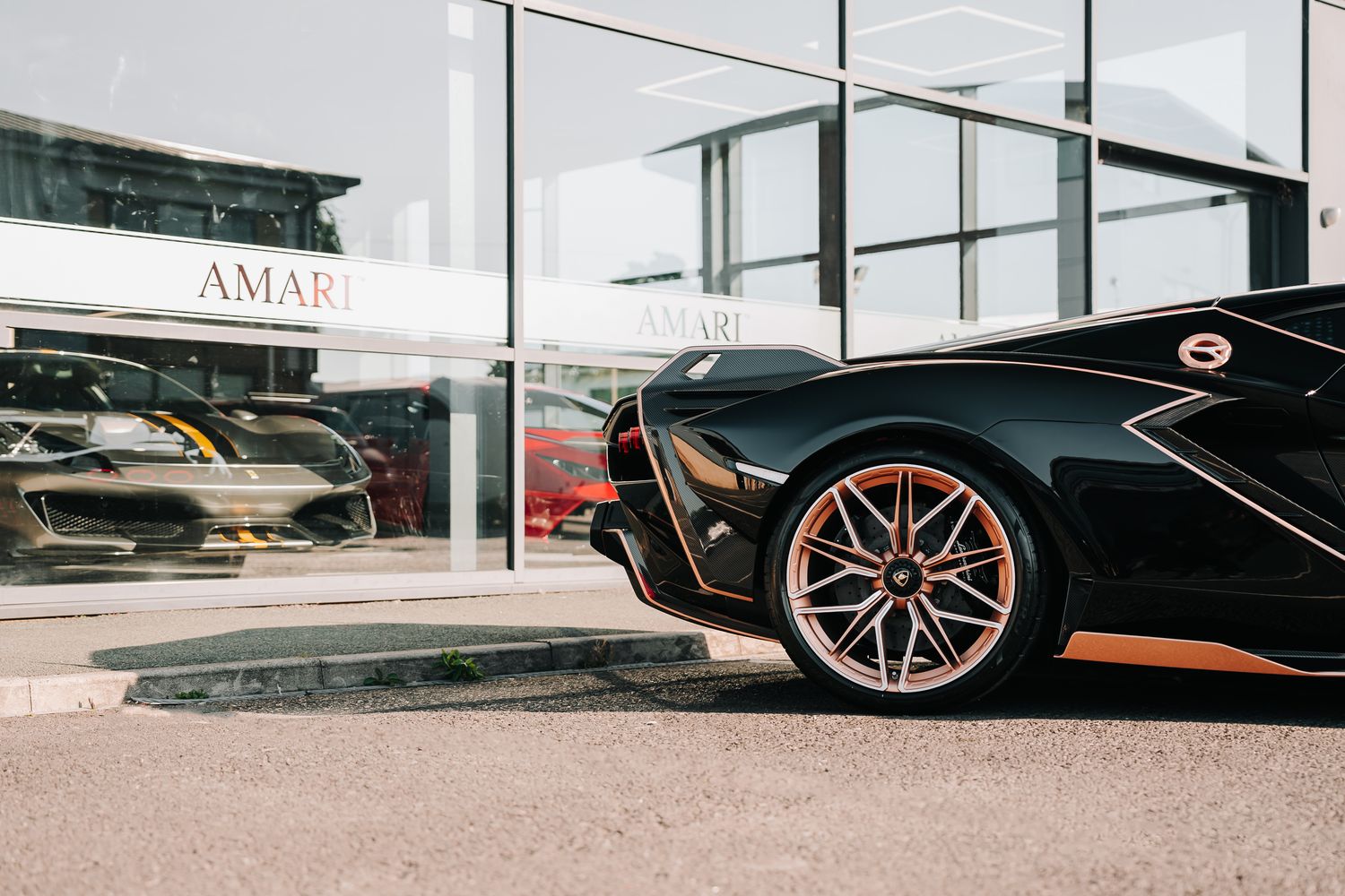 Lamborghini SIÁN FKP 37 MHEV S-A