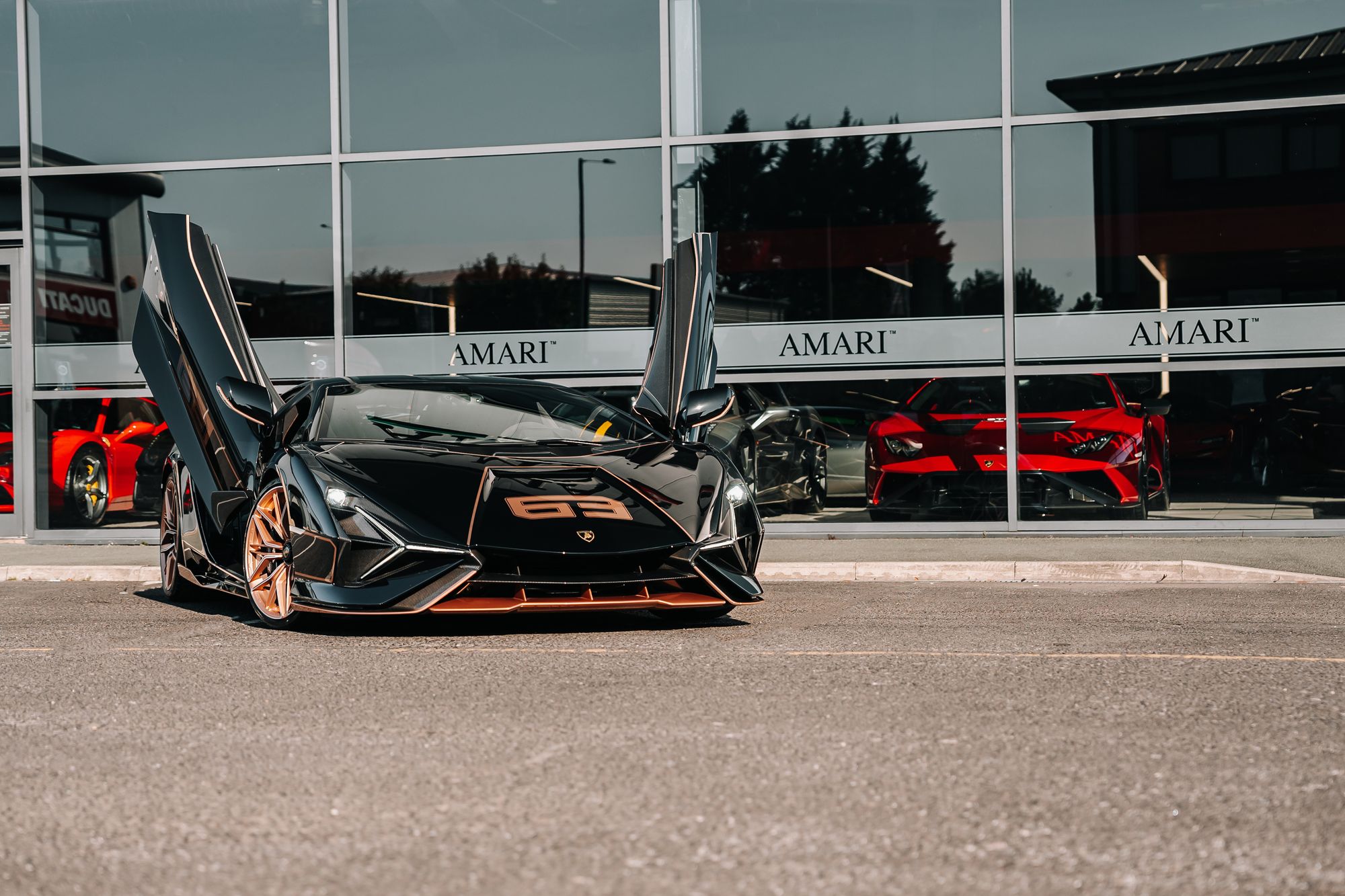 VEHICLE ARCHIVE  2021 LAMBORGHINI SIÁN FKP 37 — Petersen Automotive Museum