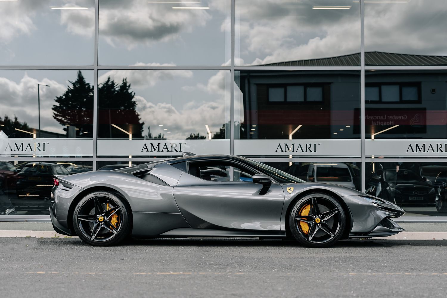 Ferrari SF90 Stradale
