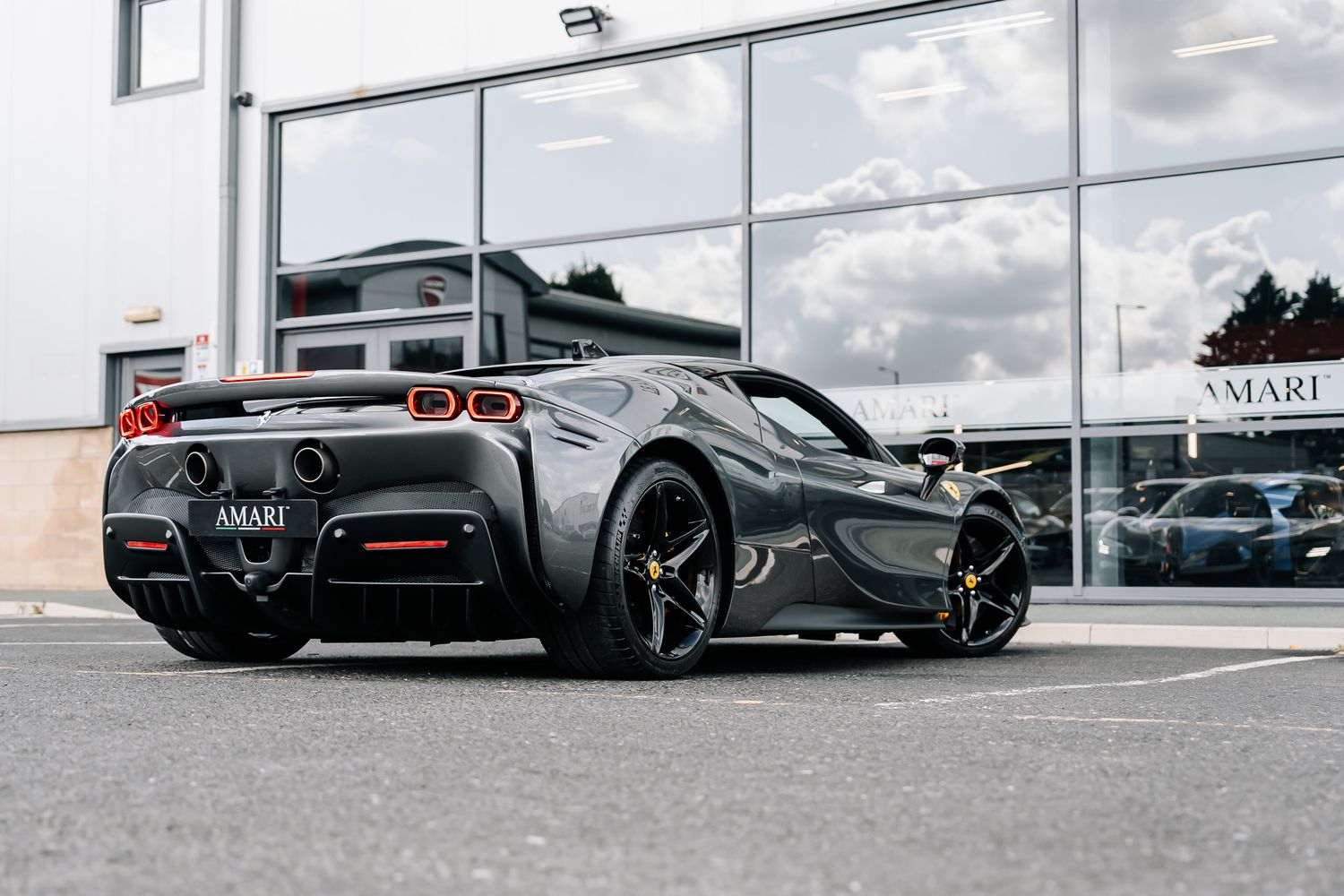 Ferrari SF90 Stradale