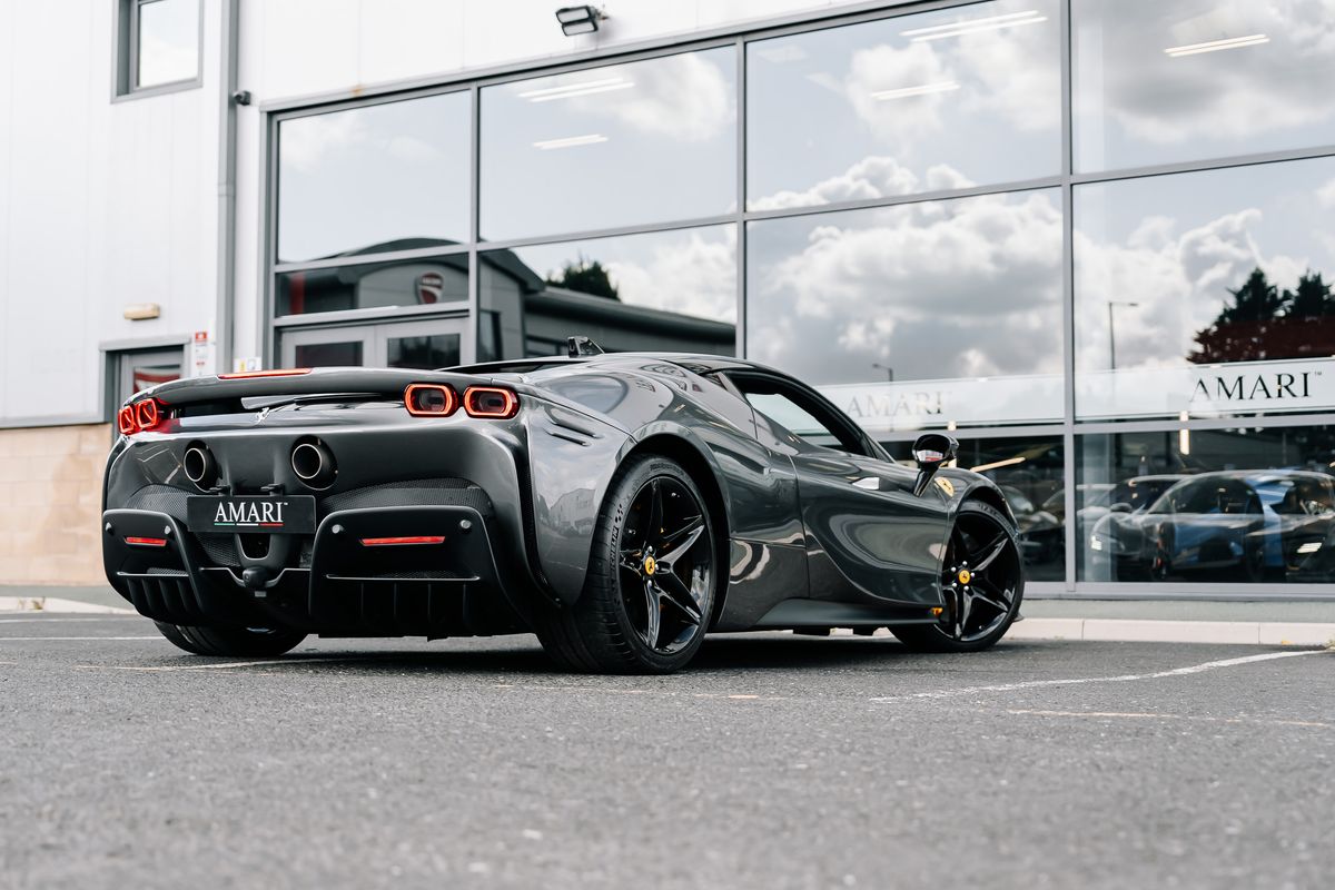 Ferrari SF90 Stradale