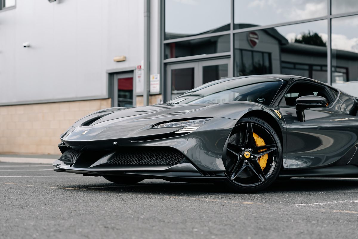 Ferrari SF90 Stradale