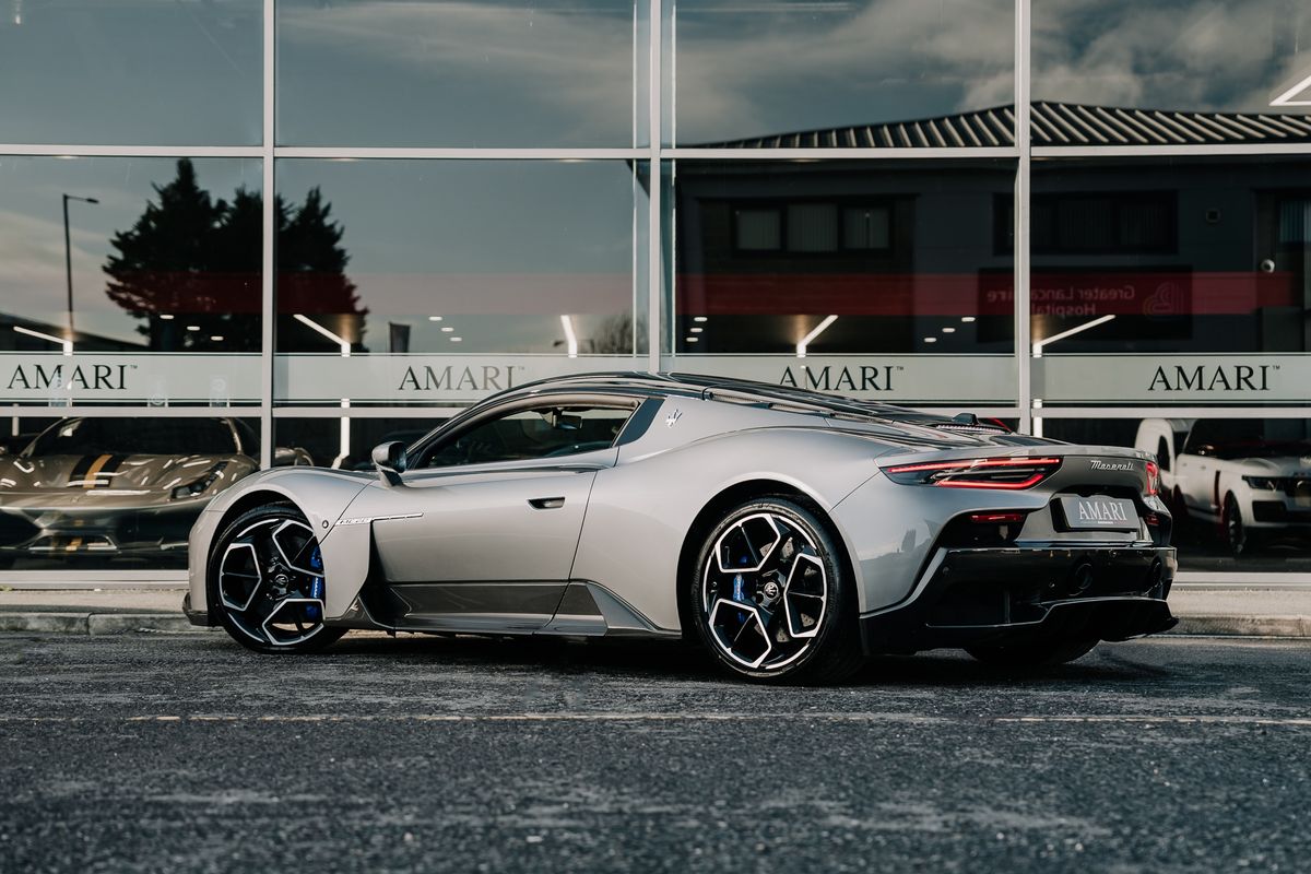 Maserati MC20
