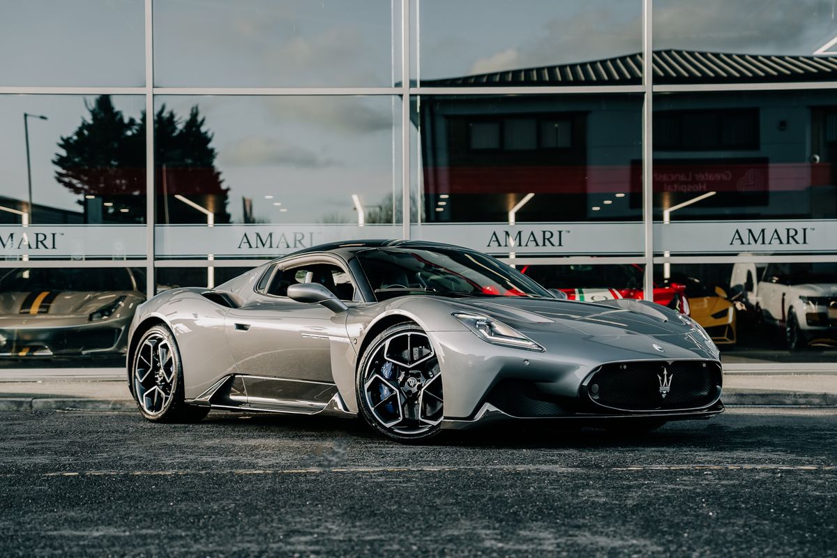 Maserati MC20
