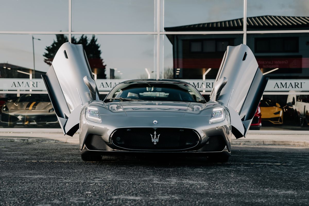 Maserati MC20