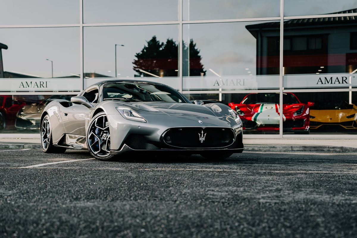 Maserati MC20