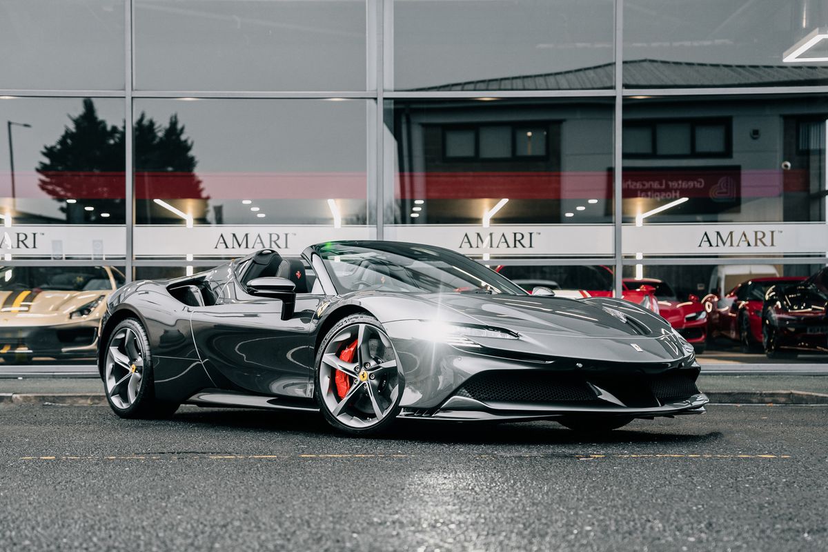 Ferrari SF90 Spider