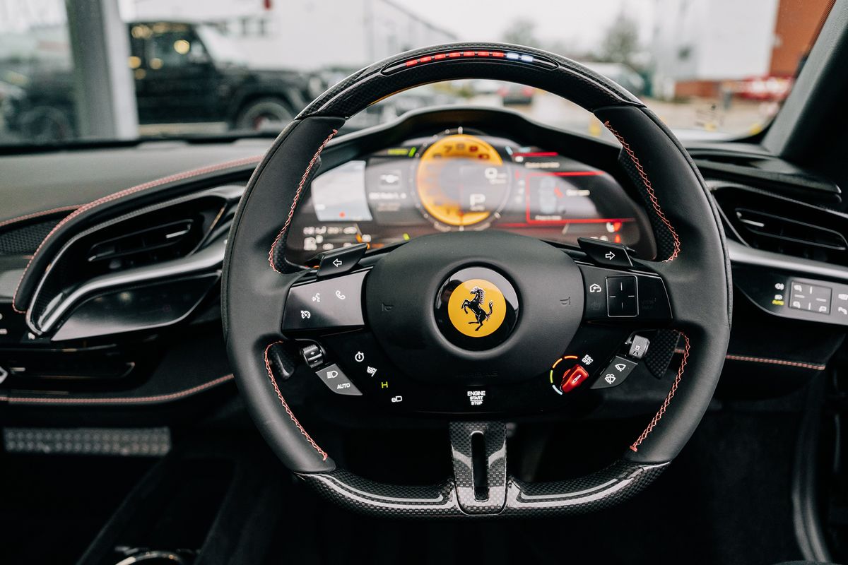 Ferrari SF90 Spider